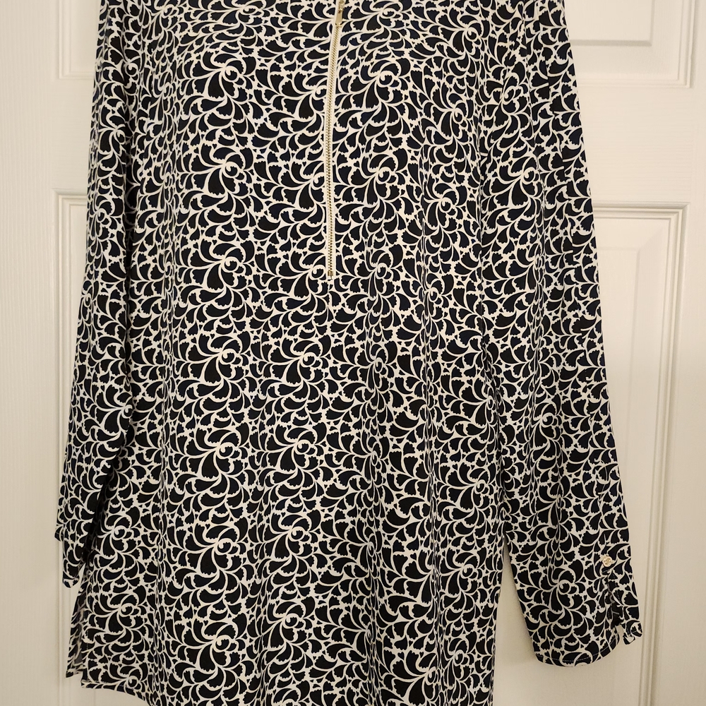 Chico's Black and White Patterned Top